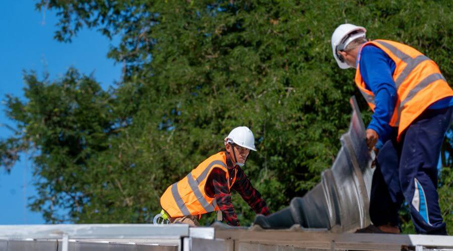 Expert top industrial roofings services in Janesville, MN